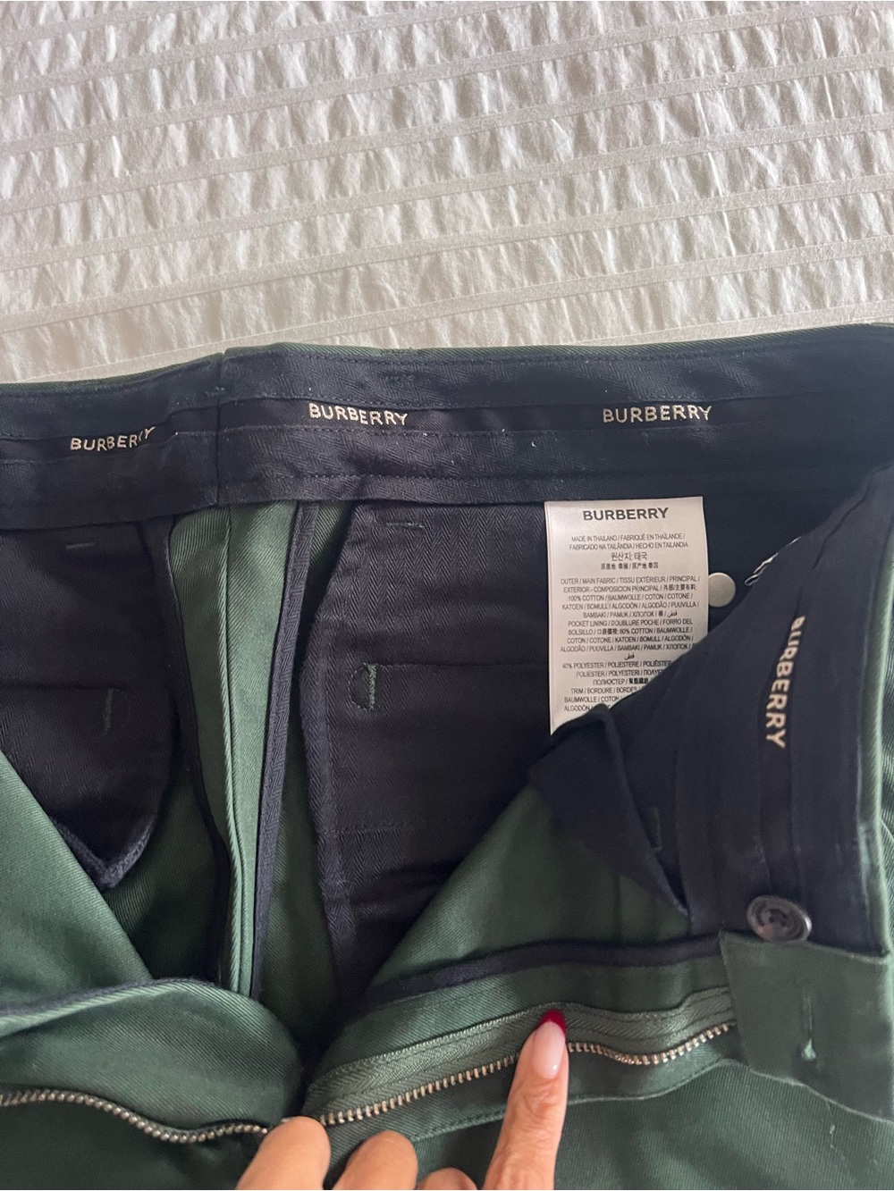Men's Pants Subcategory Identification - Picture 3 of 3